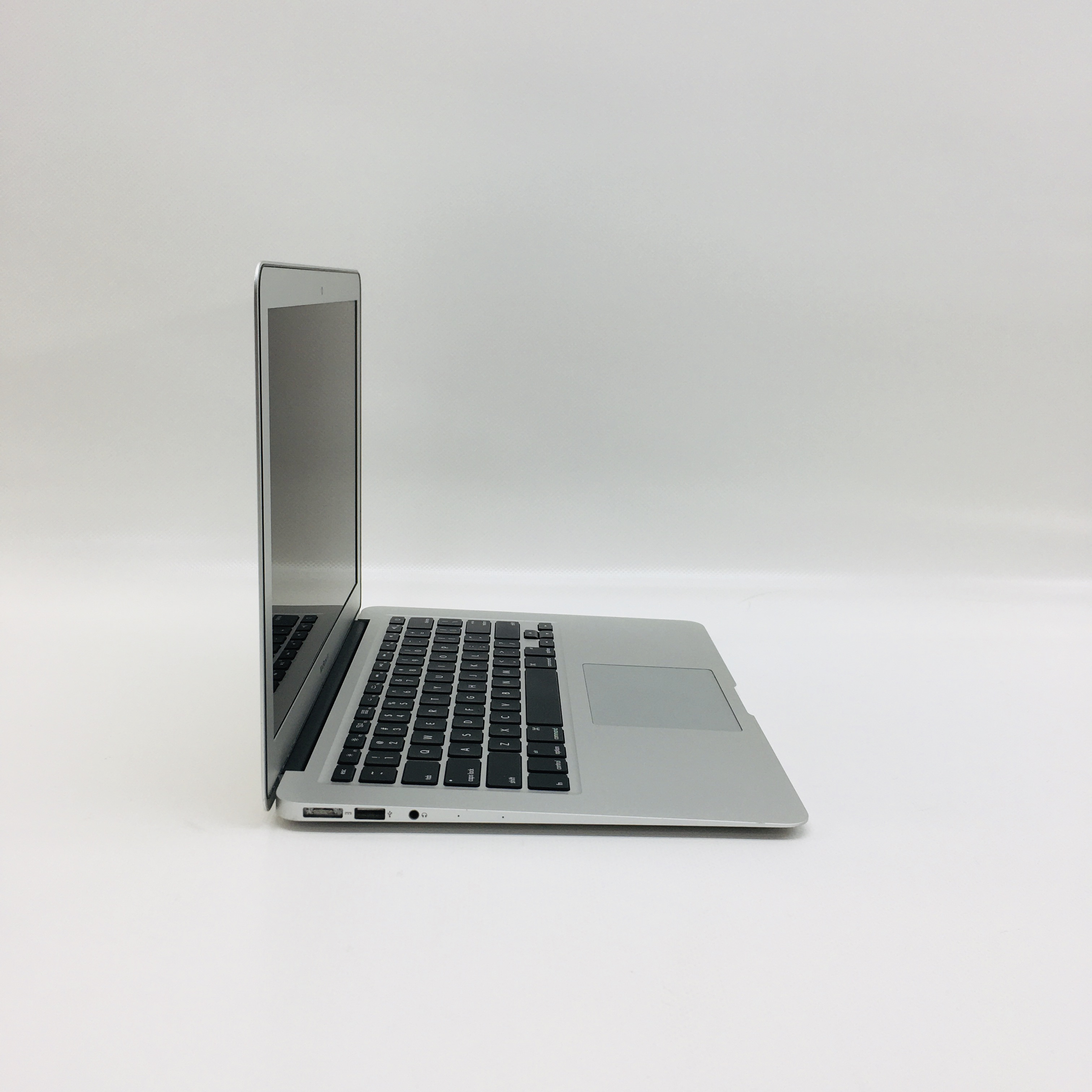 MacBook Air 13" Early 2015 (Intel Core i5 1.6 GHz 8 GB RAM 256 GB SSD), Intel Core i5 1.6 GHz, 8 GB RAM, 256 GB SSD, image 2